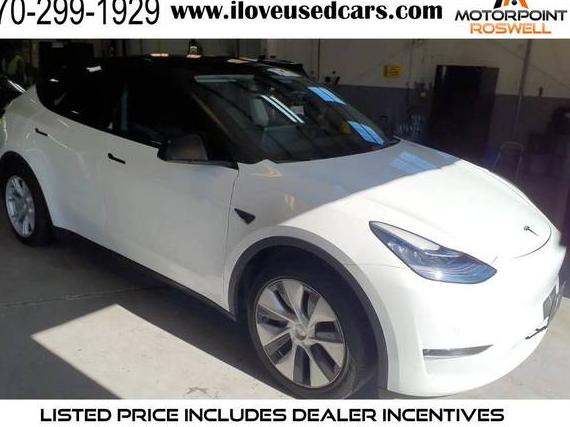 TESLA MODEL Y 2021 5YJYGDED0MF103640 image